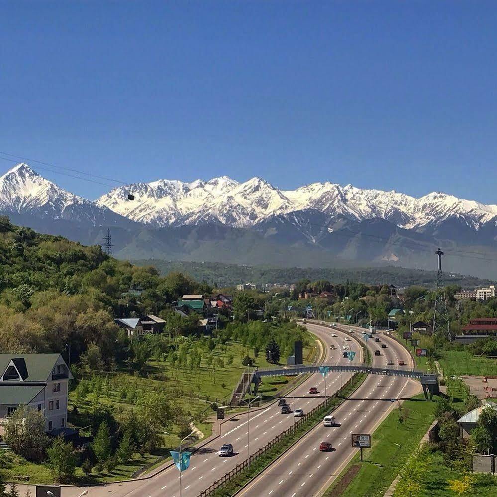 Maqan Hotel Almatı Dış mekan fotoğraf